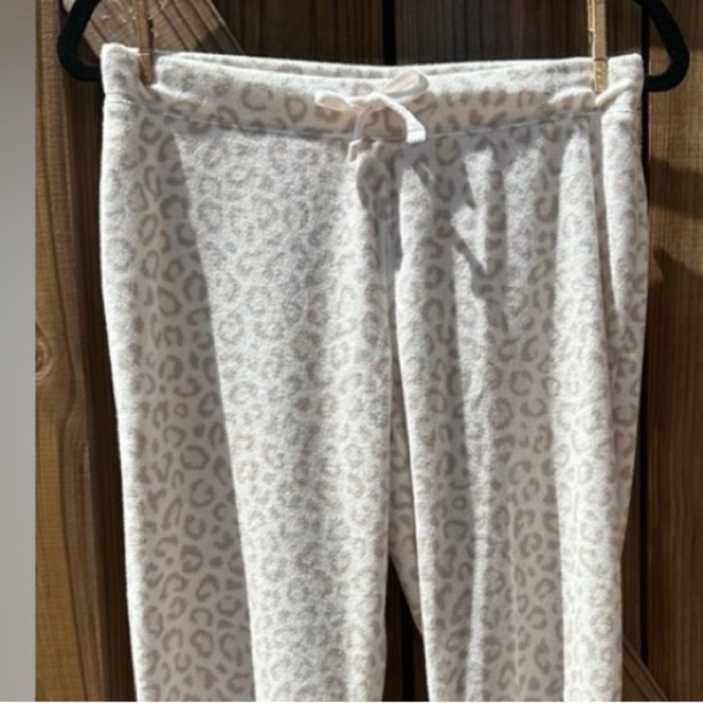 Old Navy Pajama Pants Cheetah Cream Small Draw String Waist - Picture 4 of 4